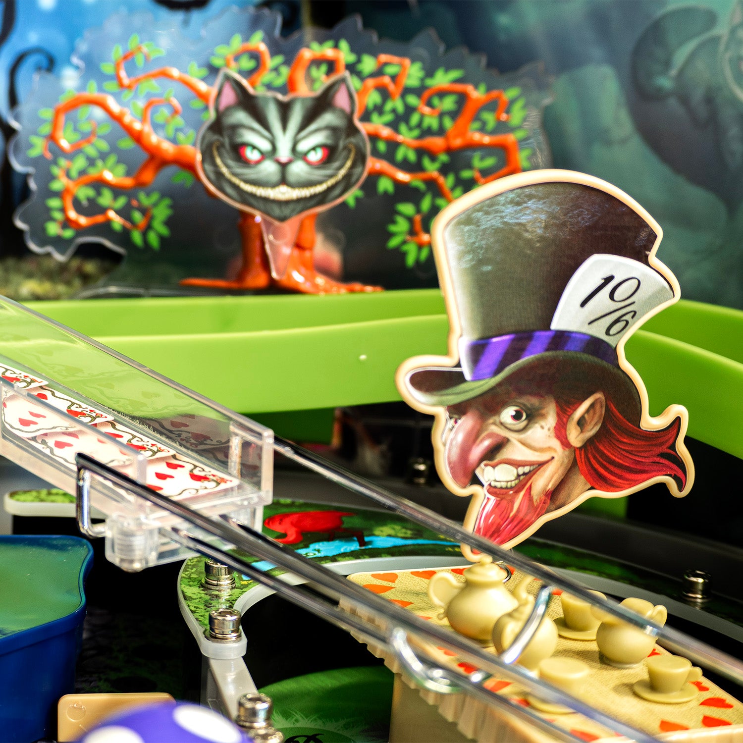 Alice Goes to Wonderland Pinball